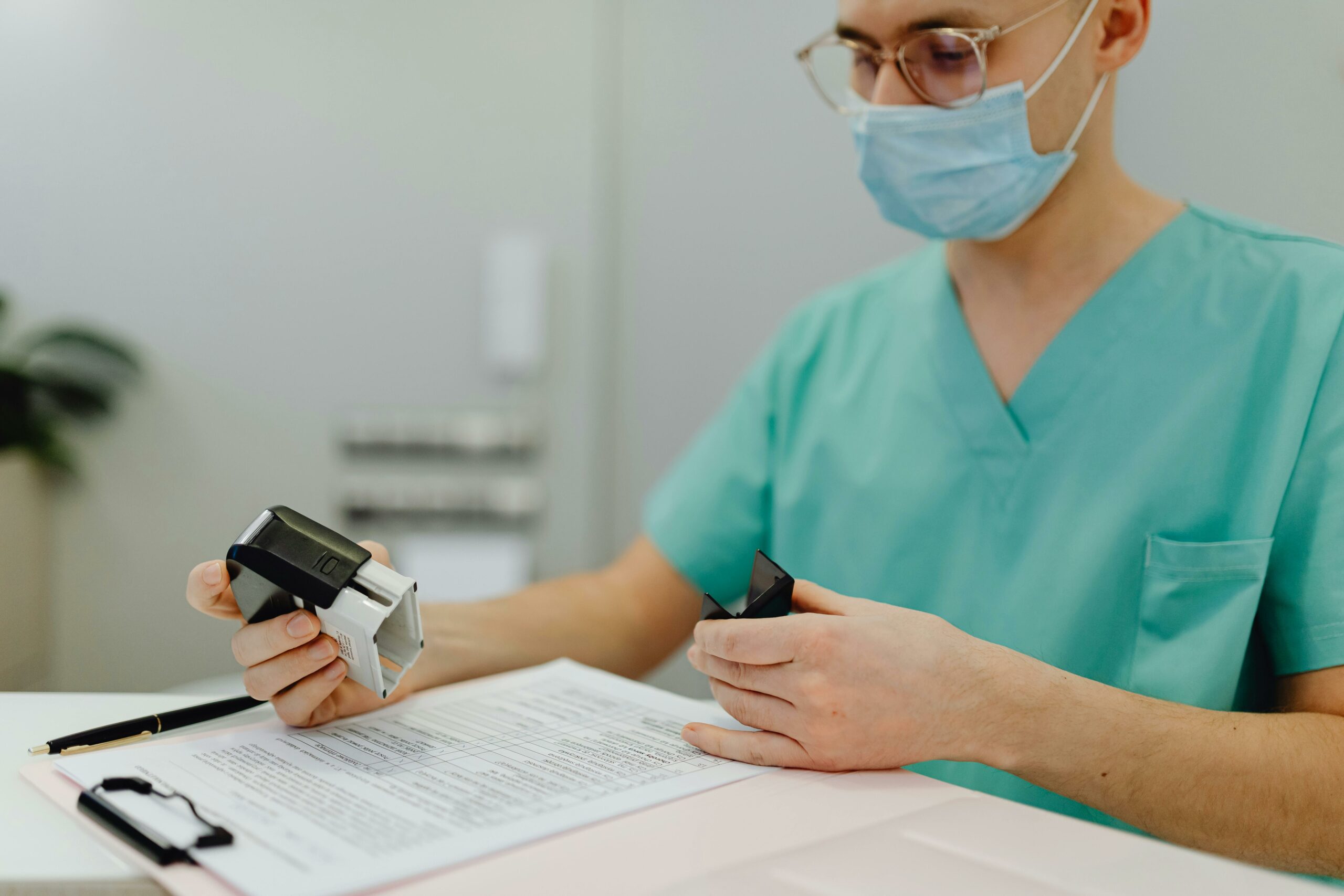 HIPAA Rules for Mailing Medical Records
